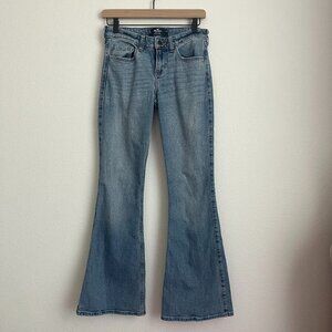 🌻 Hollister Flare Pants